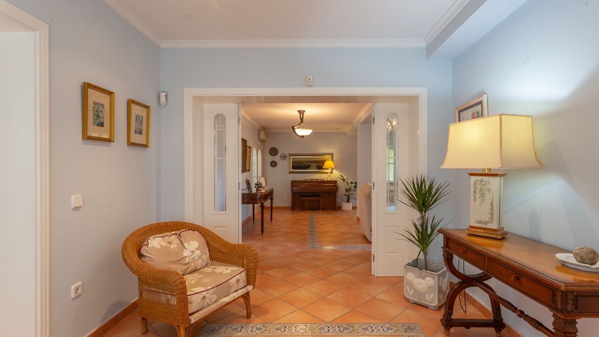 X-471 - Villa mit zwei unabhängigen Wohnungen, Pool und großem Garten nur 150 m vom Meer in Dénia