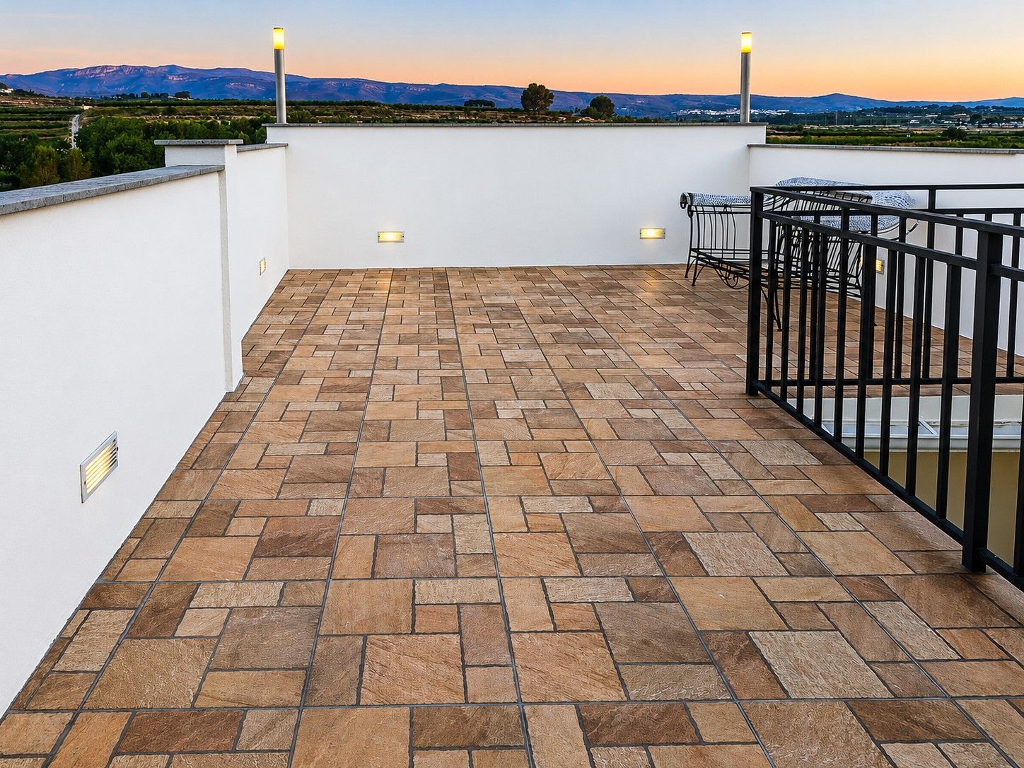 W-474 - Casa de pueblo reformada con patio y amplia terraza con vistas en Vall d'Albaida - Bufali
