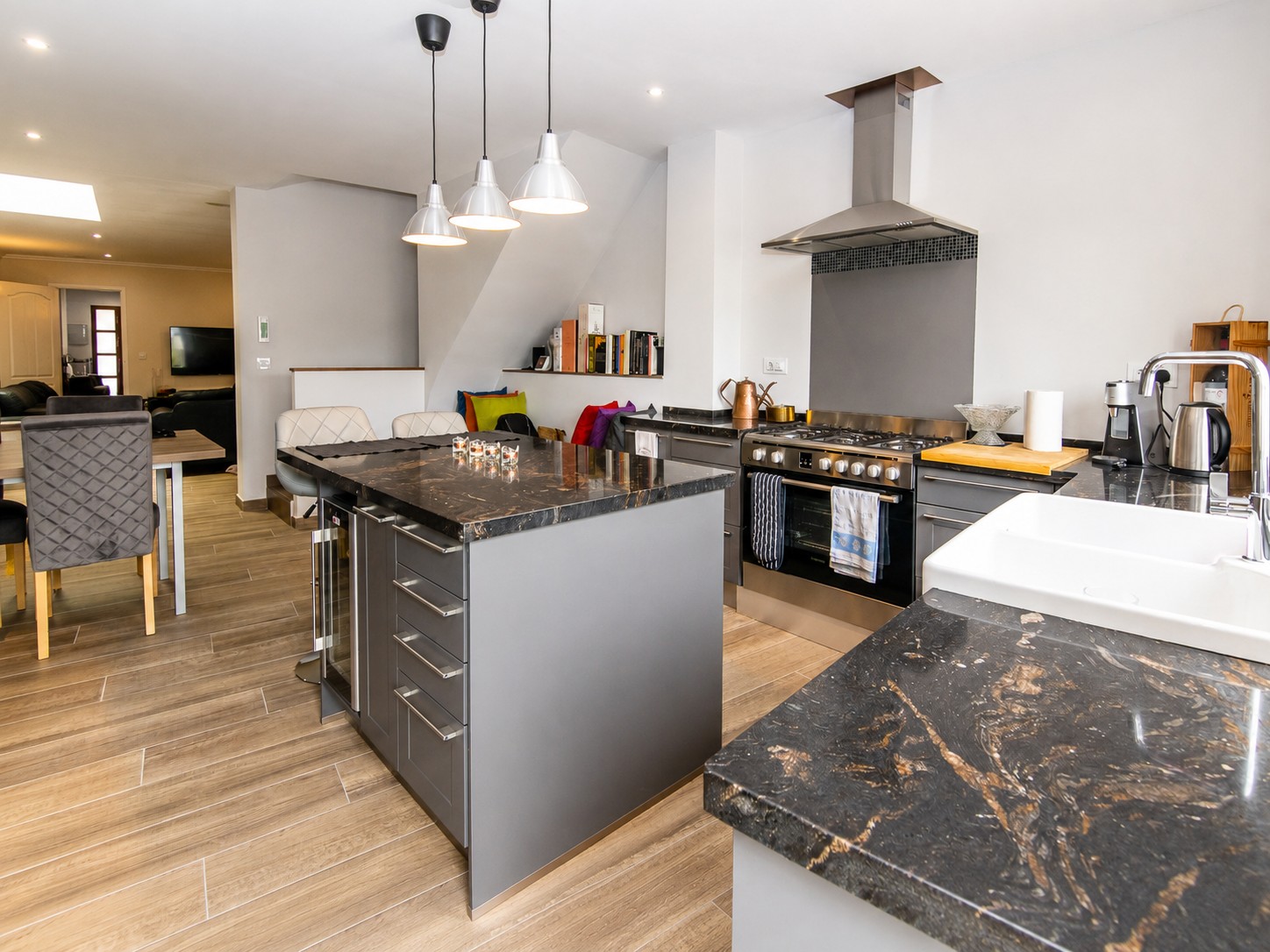 W-474 - Casa de pueblo reformada con patio y amplia terraza con vistas en Vall d'Albaida - Bufali