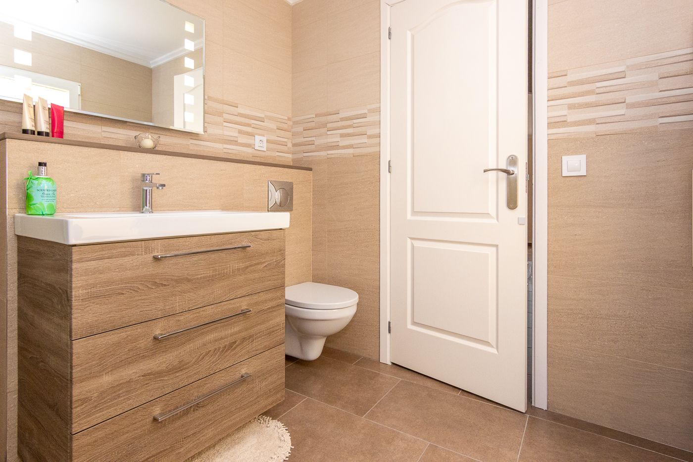 W-474 - Casa de pueblo reformada con patio y amplia terraza con vistas en Vall d'Albaida - Bufali
