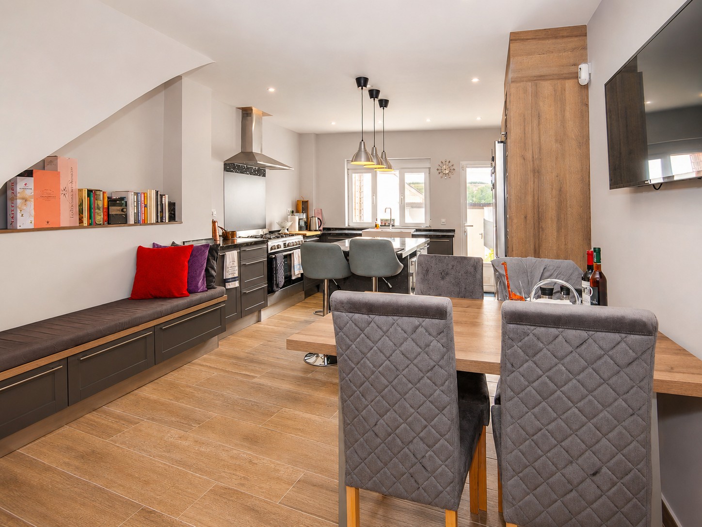 W-474 - Casa de pueblo reformada con patio y amplia terraza con vistas en Vall d'Albaida - Bufali