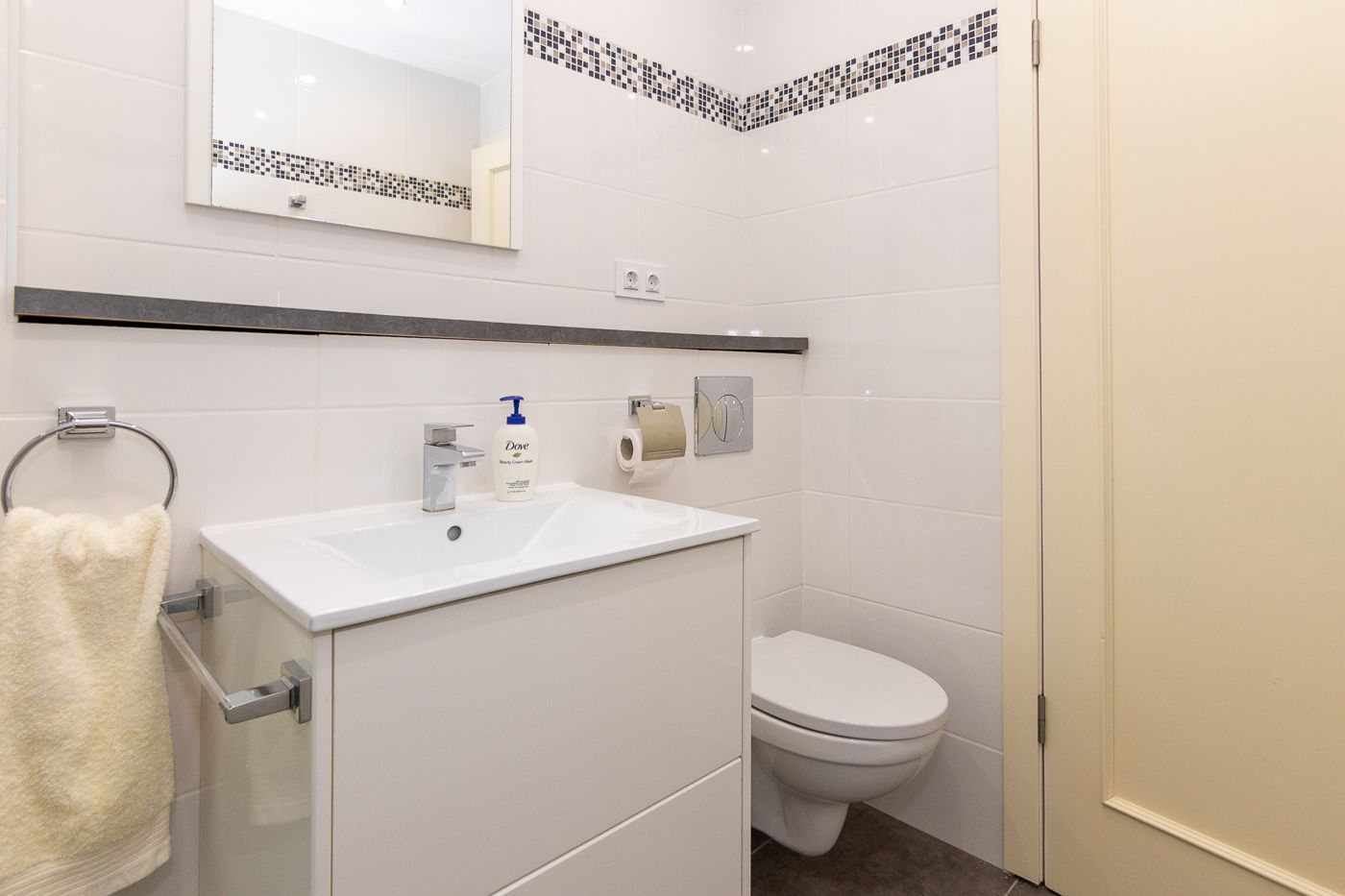 W-474 - Casa de pueblo reformada con patio y amplia terraza con vistas en Vall d'Albaida - Bufali