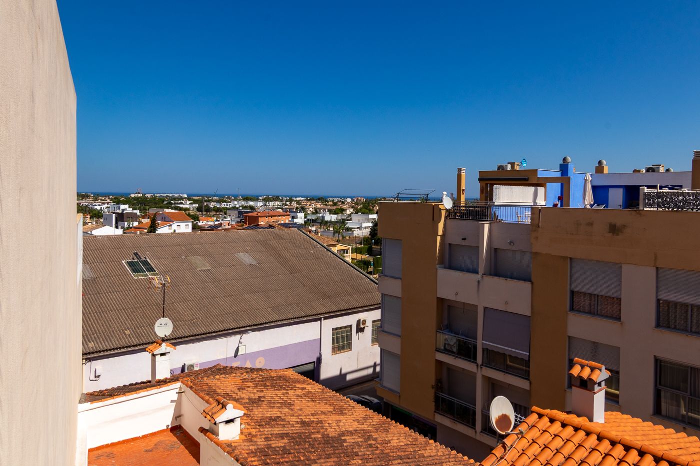 W-476 - Appartement lumineux avec terrasse et vue dégagée au centre d'El Verger