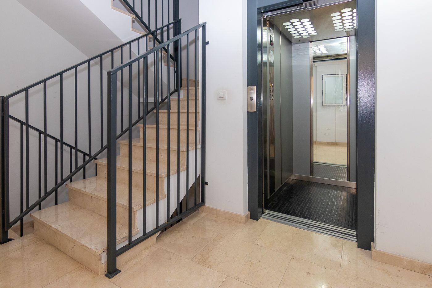 W-476 - Appartement lumineux avec terrasse et vue dégagée au centre d'El Verger