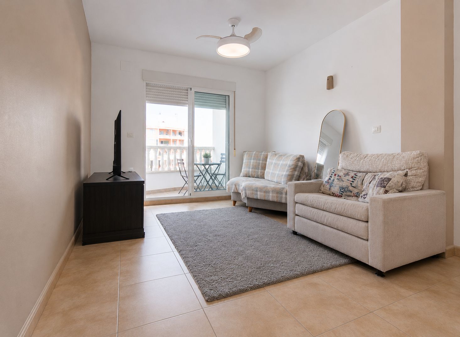 W-476 - Appartement lumineux avec terrasse et vue dégagée au centre d'El Verger