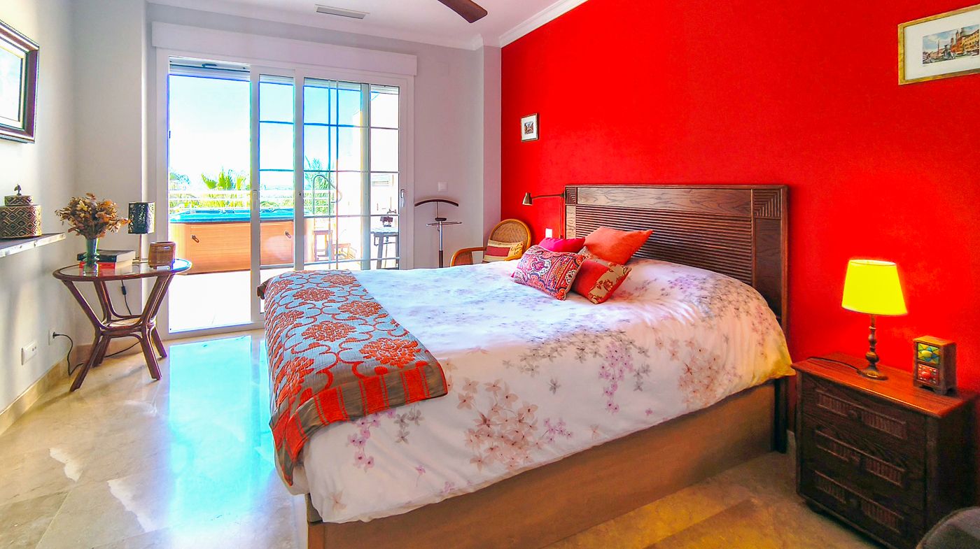 C-477 - Appartement d’angle avec terrasse de 100 m², jacuzzi et vue sur la mer- La Sella Golf