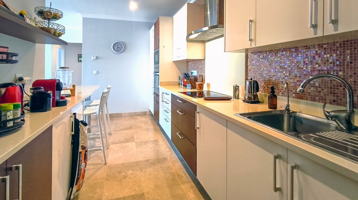 C-477 - Appartement d’angle avec terrasse de 100 m², jacuzzi et vue sur la mer- La Sella Golf