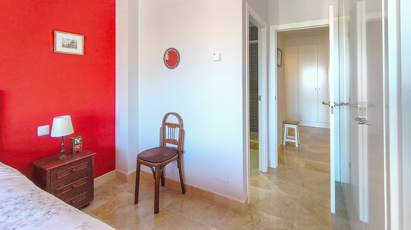 C-477 - Appartement d’angle avec terrasse de 100 m², jacuzzi et vue sur la mer- La Sella Golf