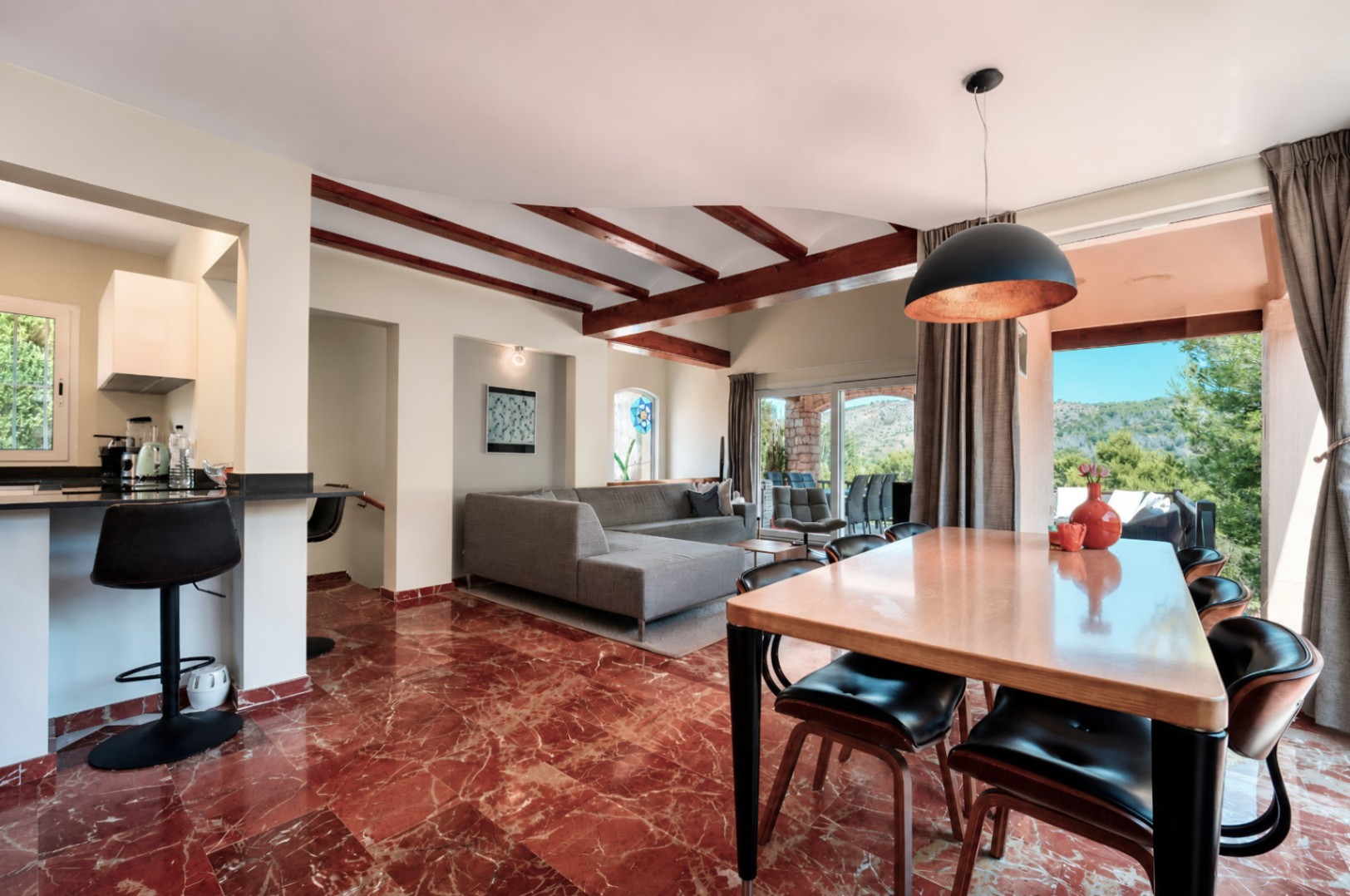 W-464 - Villa with a private pool overlooking the La Sella golf course, near Dénia.