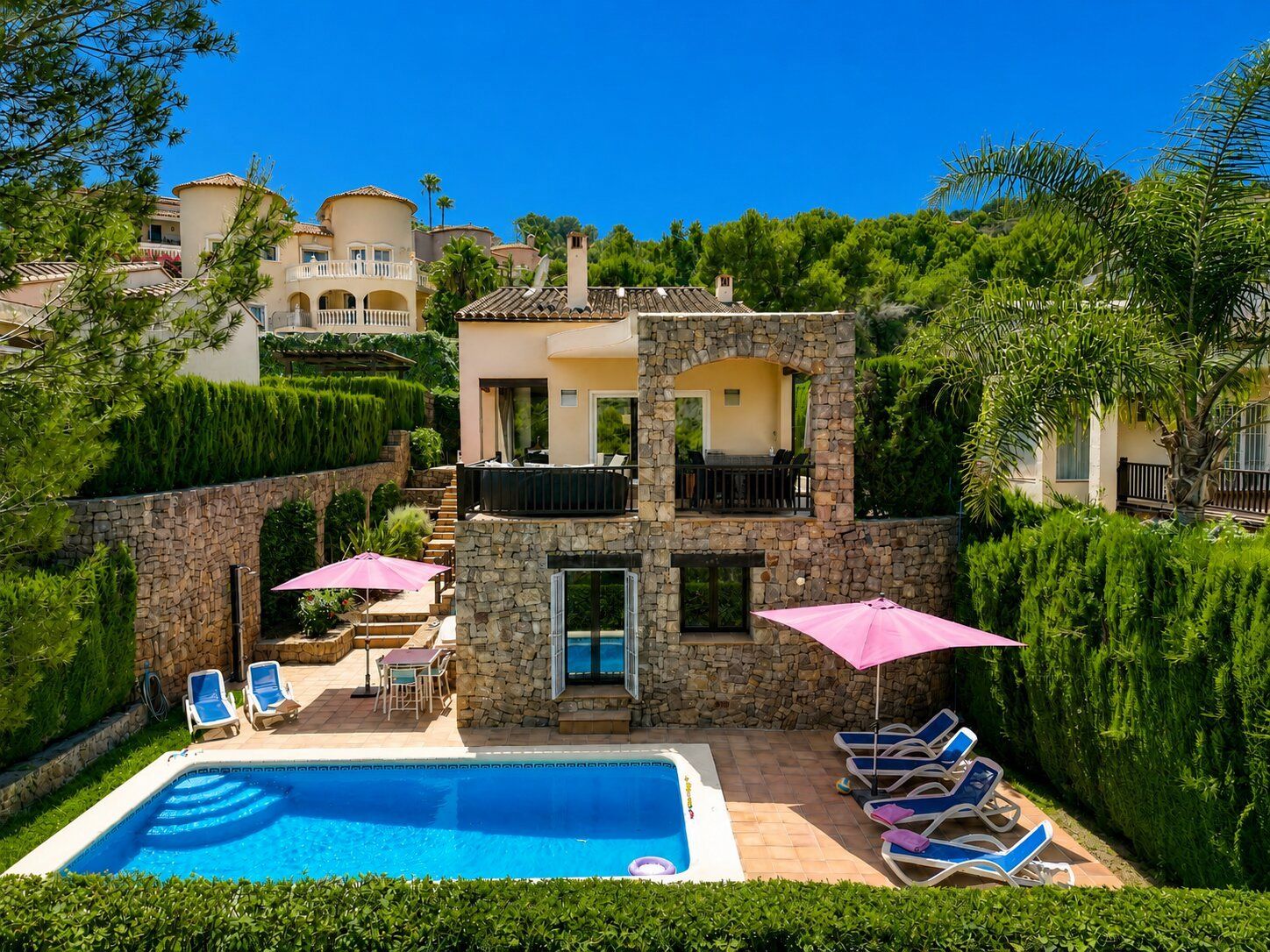 W-464 - Villa with a private pool overlooking the La Sella golf course, near Dénia.