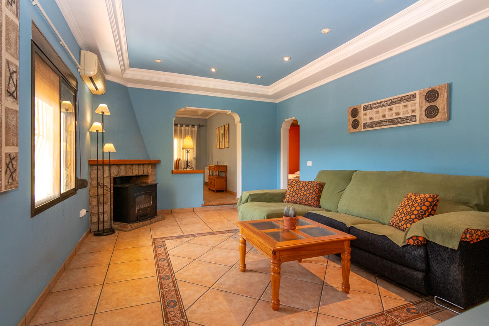 W-479 - Villa mit zwei unabhängigen Wohnungen und Schwimmbad in Tormos, nahe Denia.