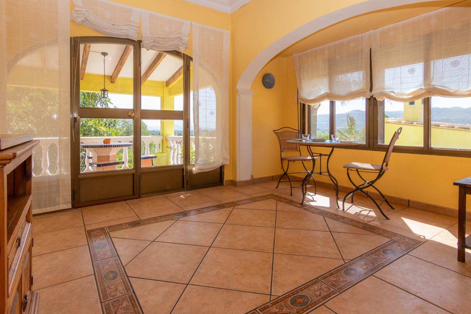 W-479 - Villa mit zwei unabhängigen Wohnungen und Schwimmbad in Tormos, nahe Denia.