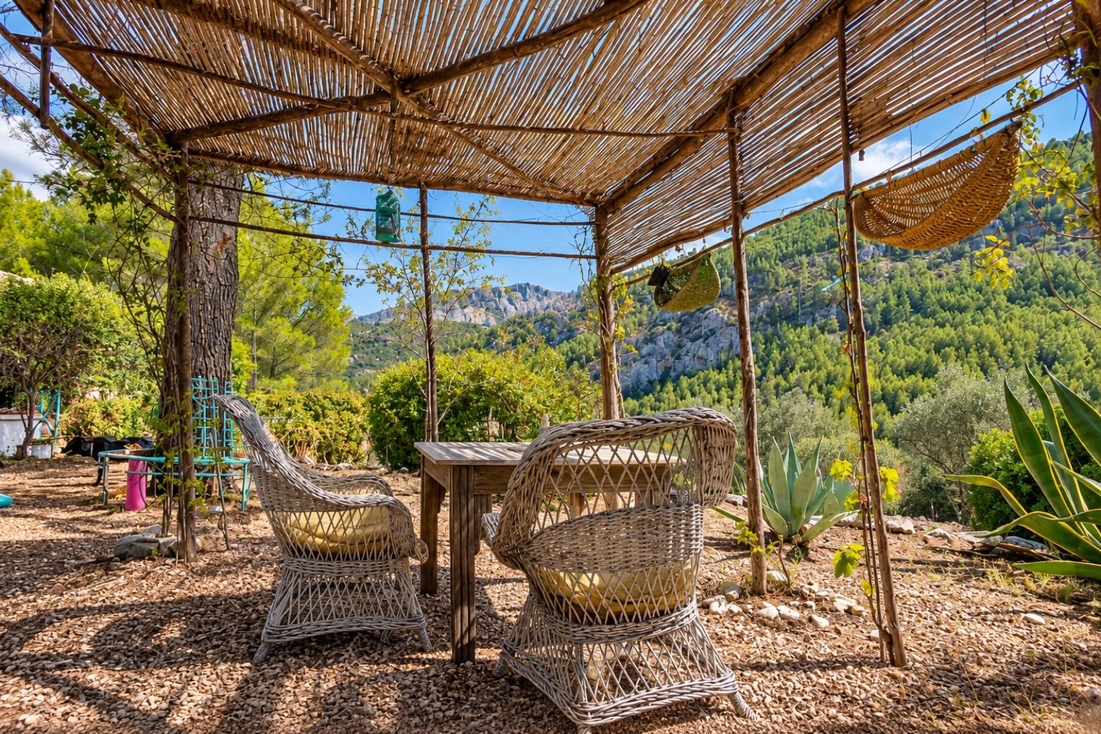 W-482 - Landhaus mit Pool und Blick auf die Berge in Castell de Castells, Alicante