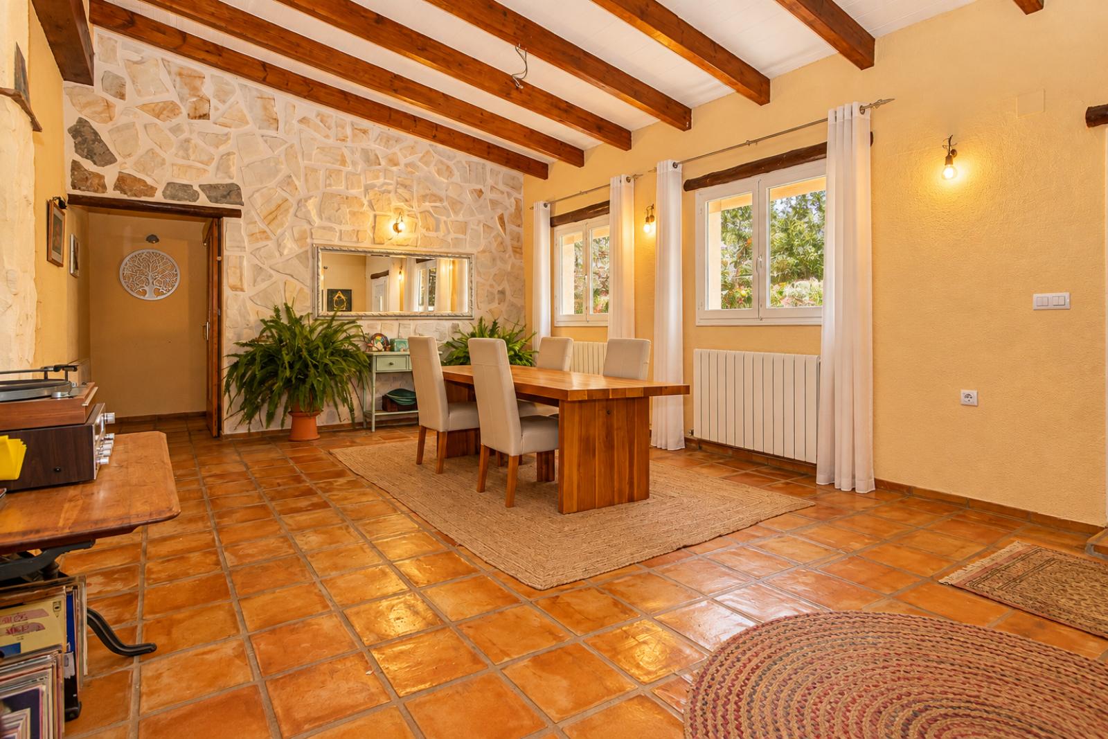 W-482 - Landhaus mit Pool und Blick auf die Berge in Castell de Castells, Alicante