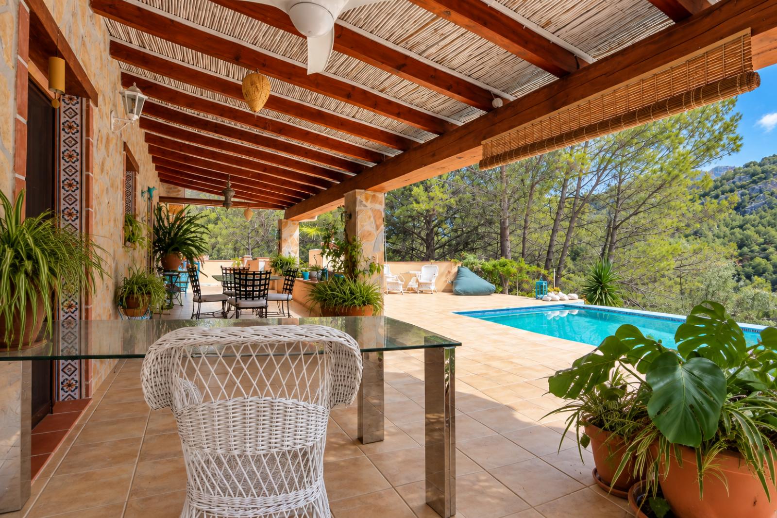 W-482 - Landhaus mit Pool und Blick auf die Berge in Castell de Castells, Alicante