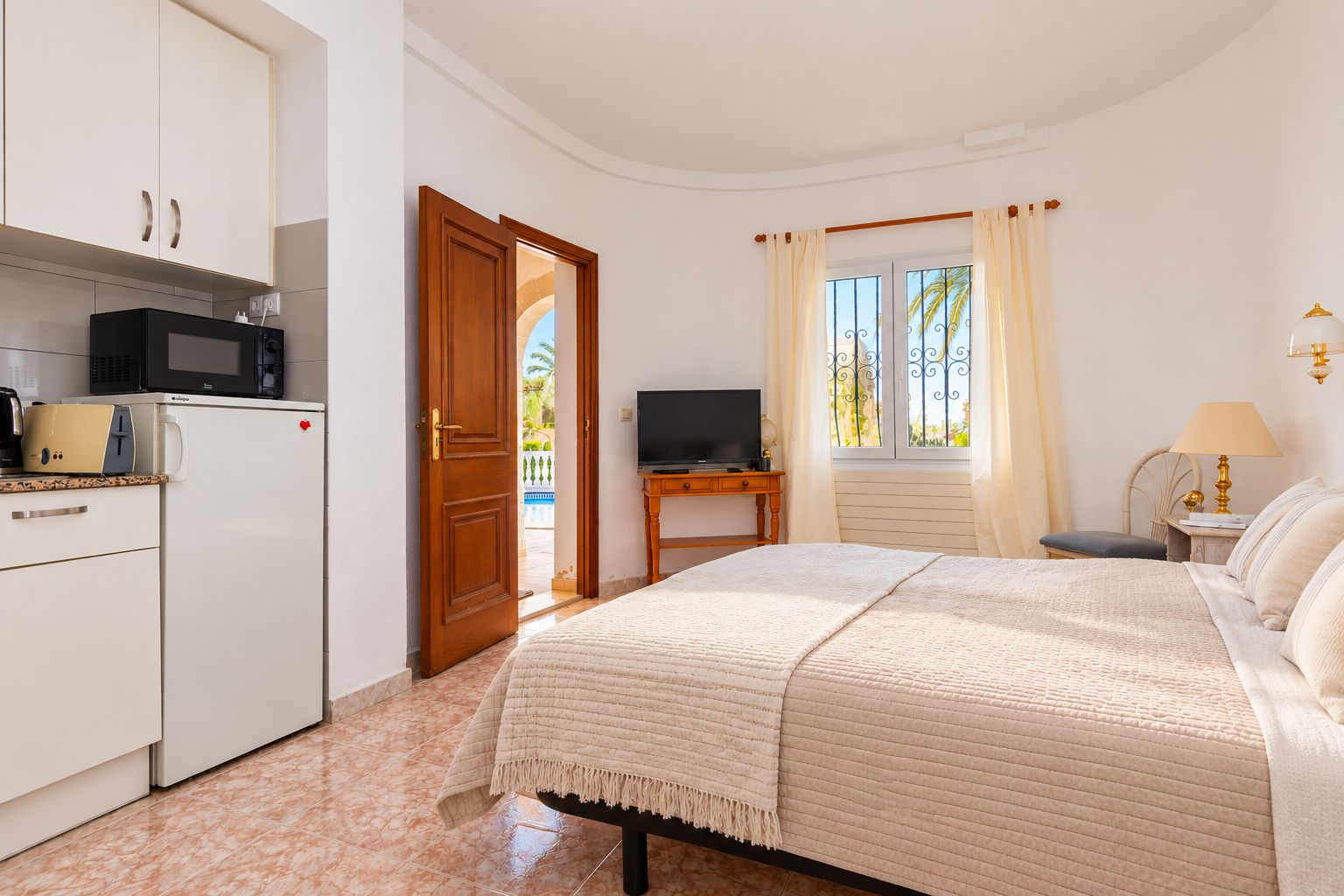 P-411 - Villa met zeezicht en privézwembad in Dénia