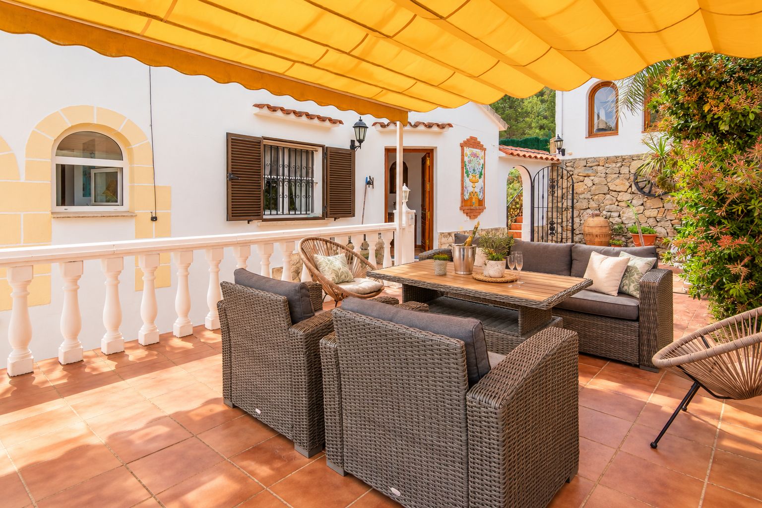 P-411 - Villa met zeezicht en privézwembad in Dénia