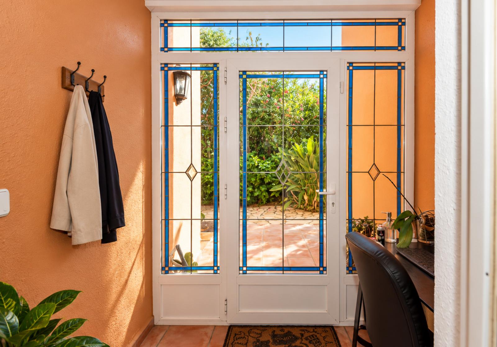 W-486 - Amplio chalet con piscina privada y jardín en Gata de Gorgos, cerca de Dénia