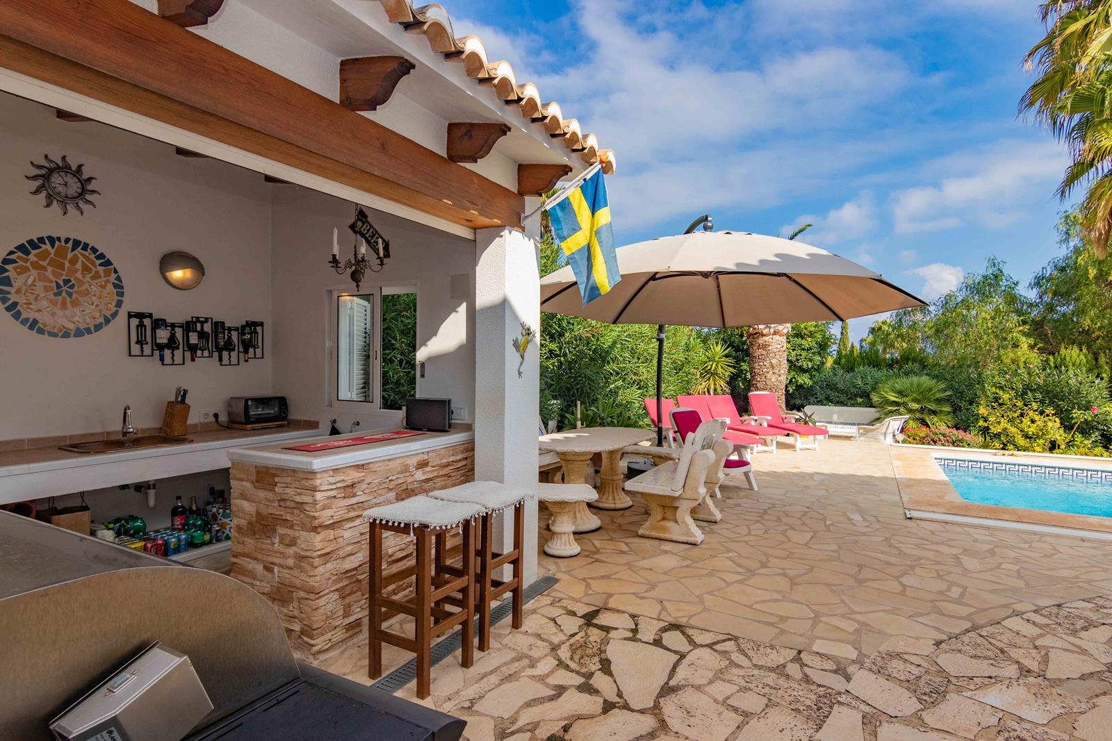 Villa mit Meerblick und Schwimmbad zu verkaufen in Denia