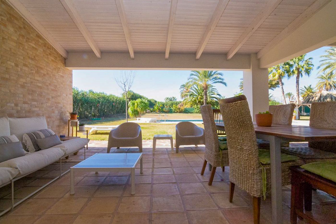 Villa mediterránea con gran parcela en Denia en venta