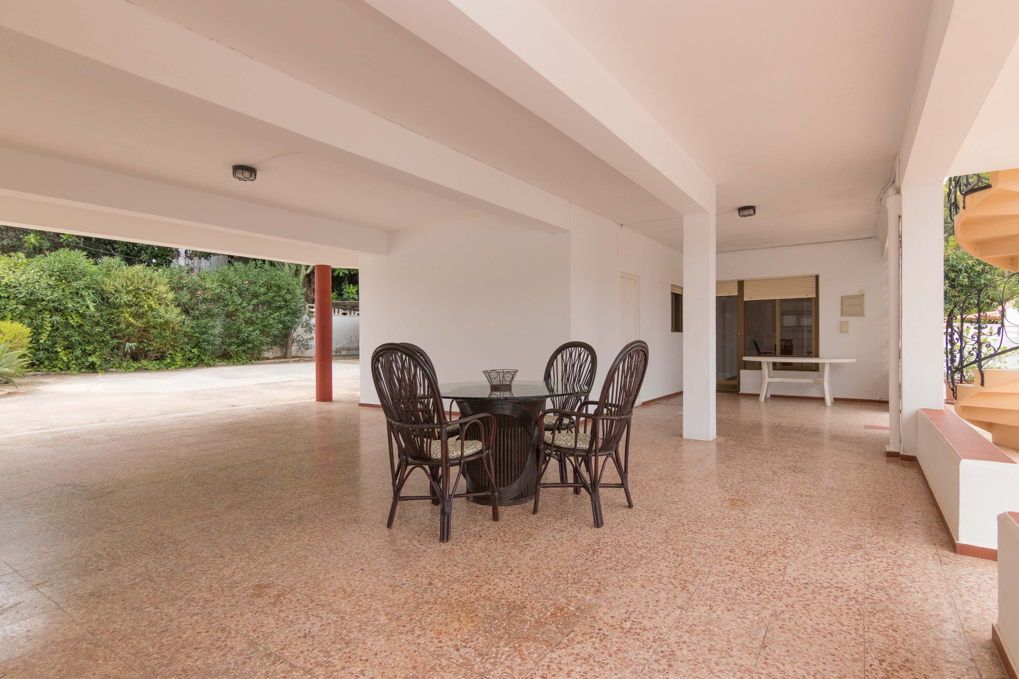 Großzügige Villa mit Gästeapartment in Las Rotas Denia zu verkaufen